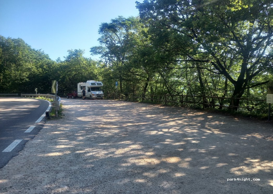 (39052) Caldaro - Altenburger — foto 4