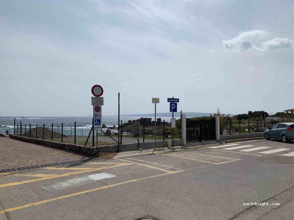 (09010) Portoscuso - 11 Viale Nettuno — foto 2