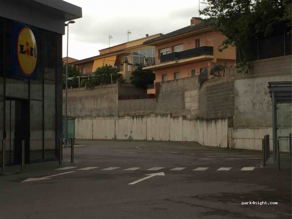 (17430) Santa Coloma de Farners - 65 Carretera de Sils — foto 2