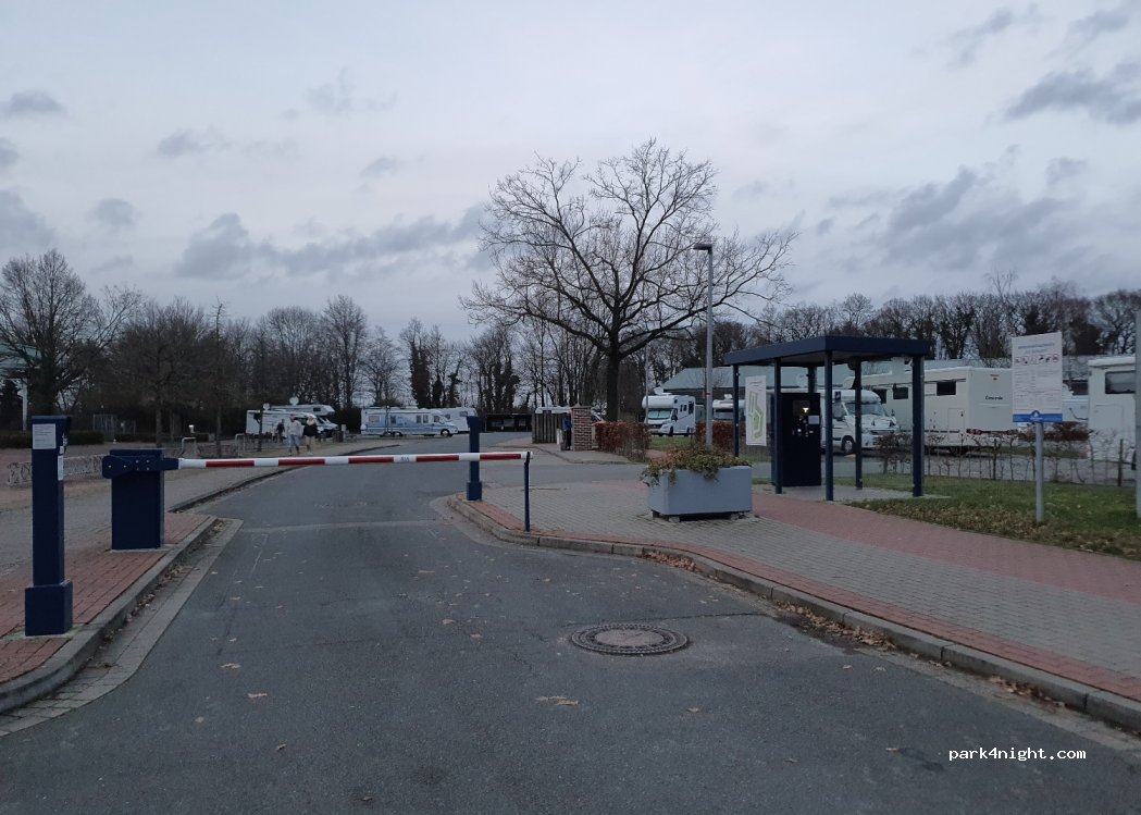 (26160) Bad Zwischenahn - 5 Am Badepark — foto