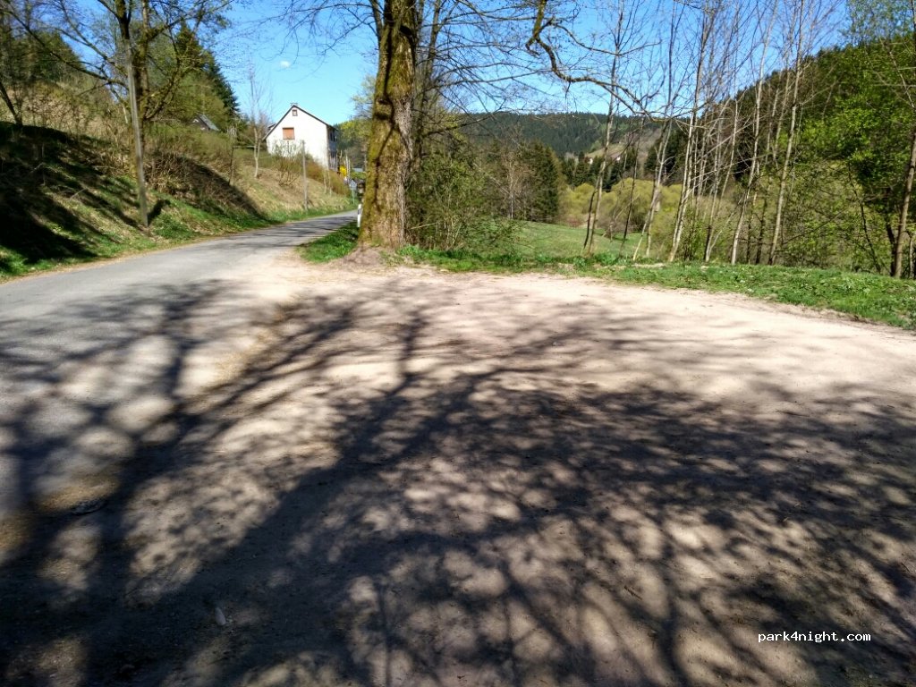 (98714) Stützerbach - 46 Waldstraße — foto