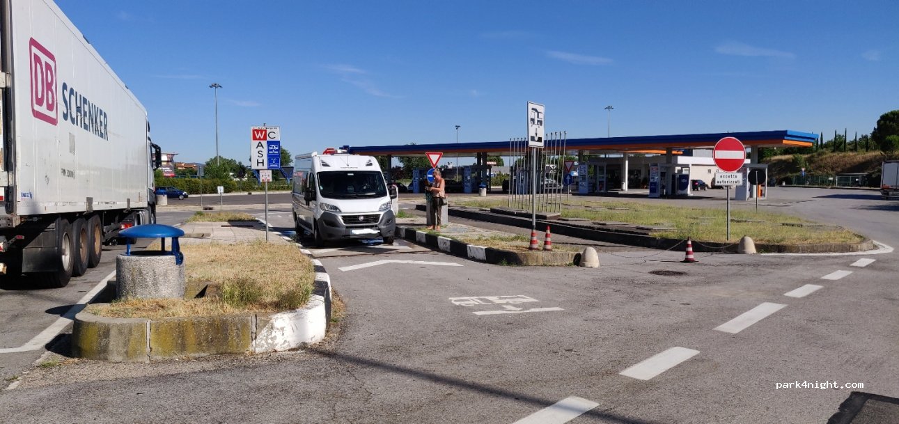 (52041) Civitella In Val di Chiana - A1 - Autostrada del Sole — foto
