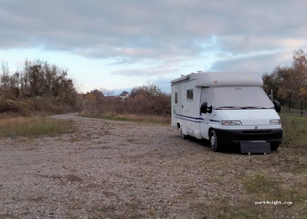 (80380) Villers-Bretonneux - 5018F Place de la Gare — foto 3