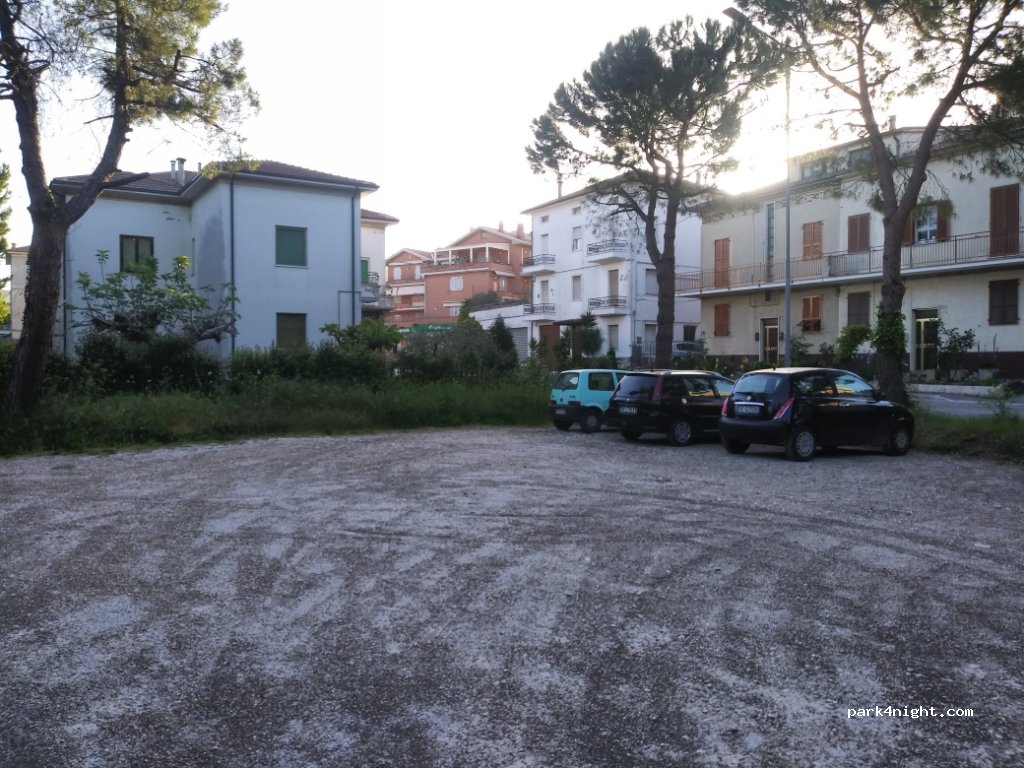 (63900) Fermo - 22 Via degli Appennini — foto 2