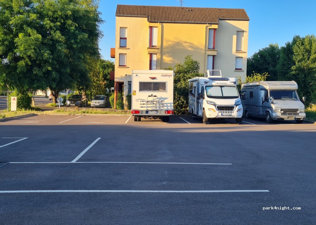 (55100) Verdun - 1B Rue du Colonel Driant — foto 2