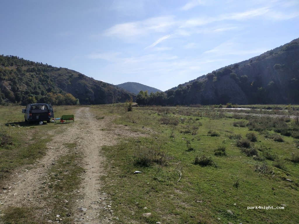 (402 00) Kefalovriso - Ethniki Odos Ellasonas Deskatis — foto 4