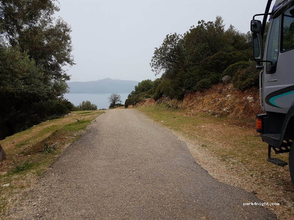 (300 12) Perivolia - Unnamed Road — foto
