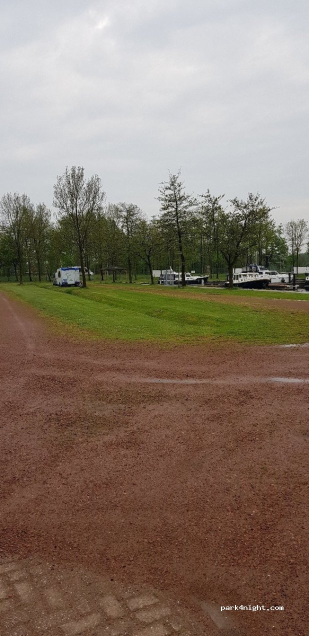(9204 WX) Drachten - 18 Buitenstvallaat — foto 2