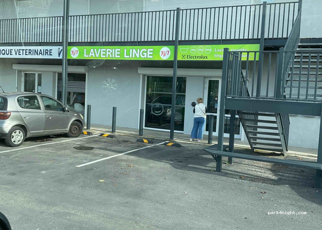 (30700) Montaren-et-Saint-Médiers - 6 Chemin de Berbezière — foto