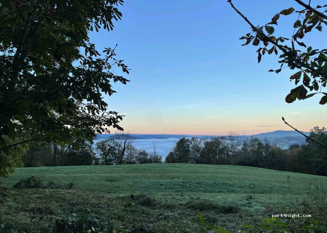 (73610) Aiguebelette-le-Lac - Unnamed Road — foto 5