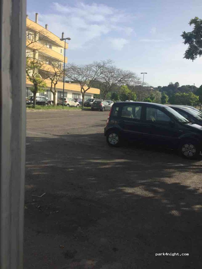 (73039) Tricase - Via Adriano — foto