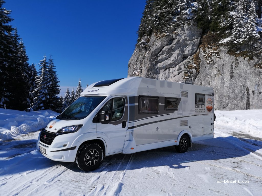 (725100) Câmpulung Moldovenesc - Strada Izvorul Alb 118 — foto