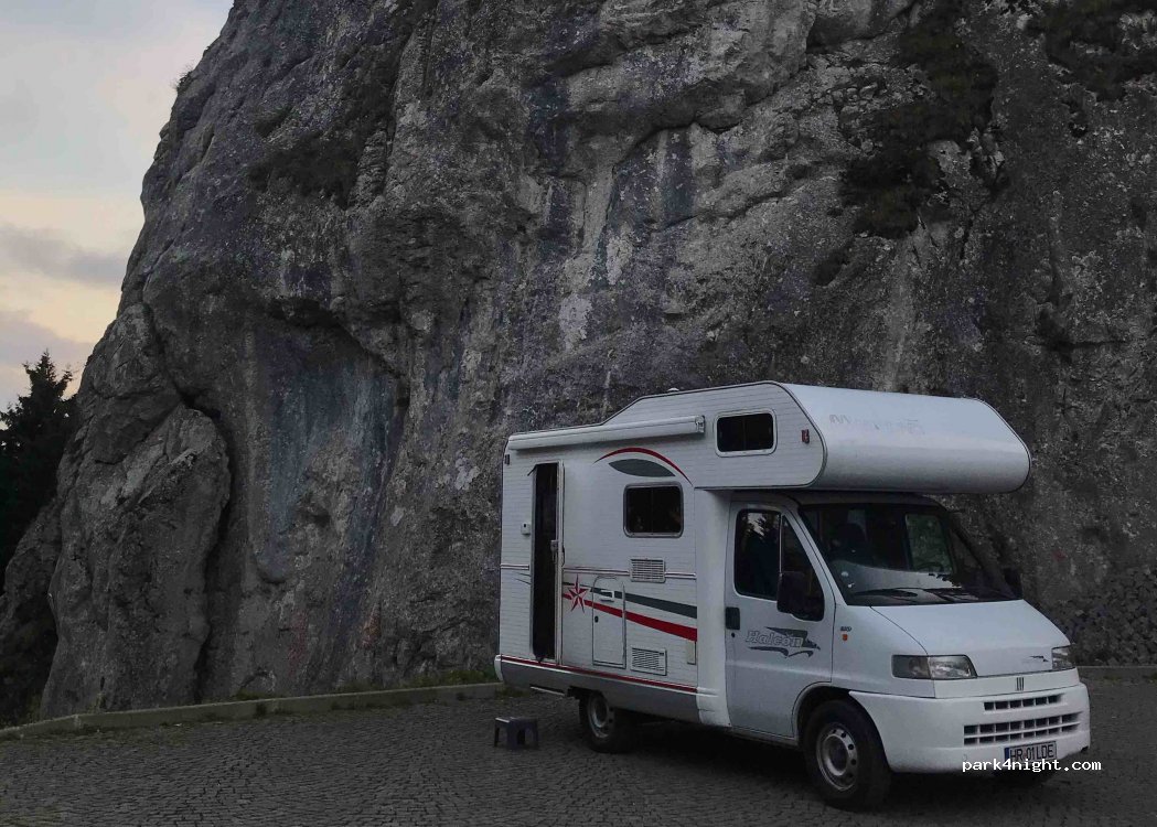 (725100) Câmpulung Moldovenesc - Strada Izvorul Alb 118 — foto 4