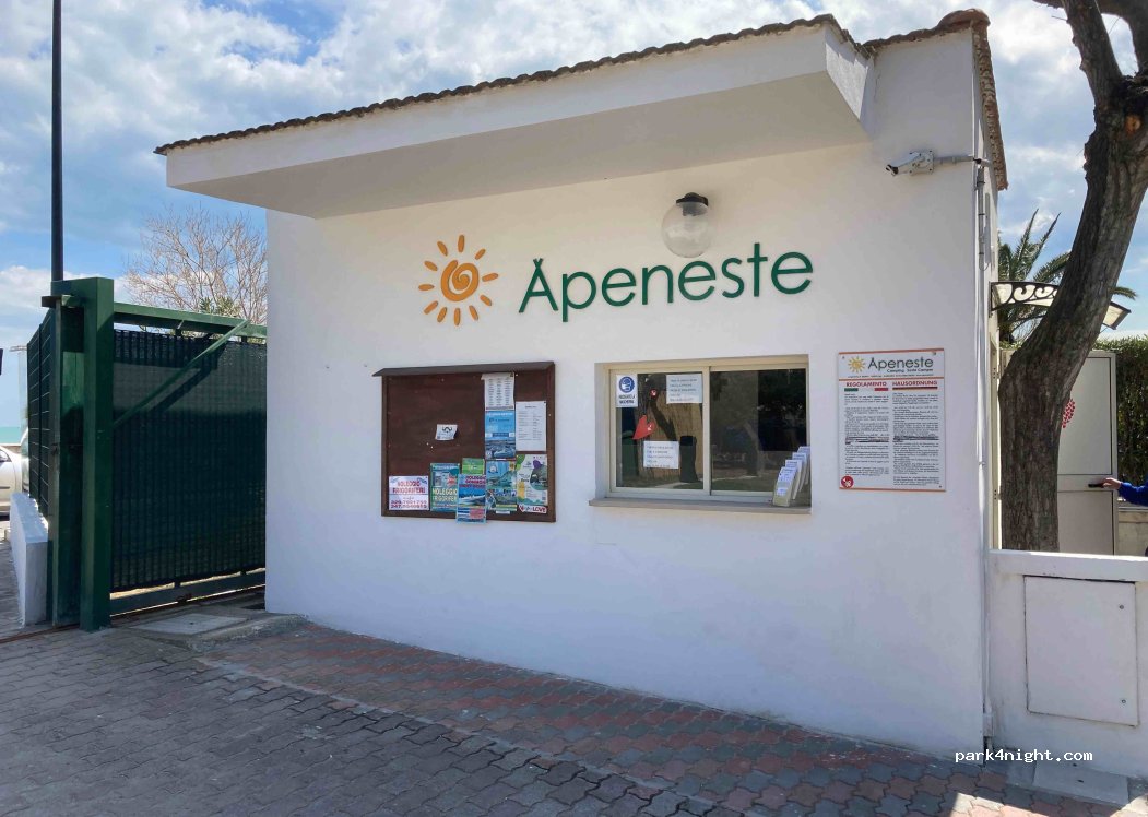 Apeneste Camping — foto