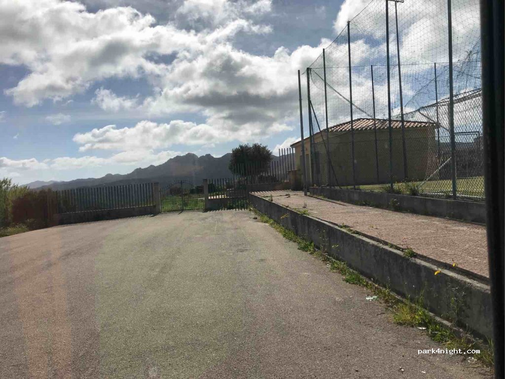 (07025) Luras - 11 Via Po — foto