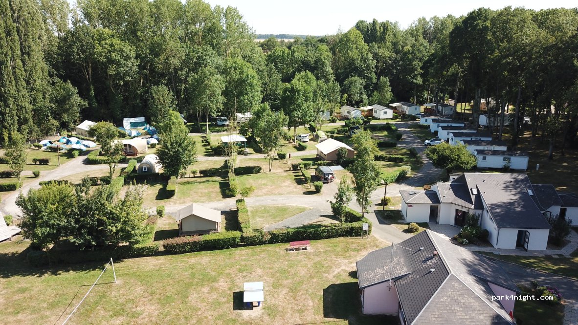 Camping Le Bois Fleuri — foto 2