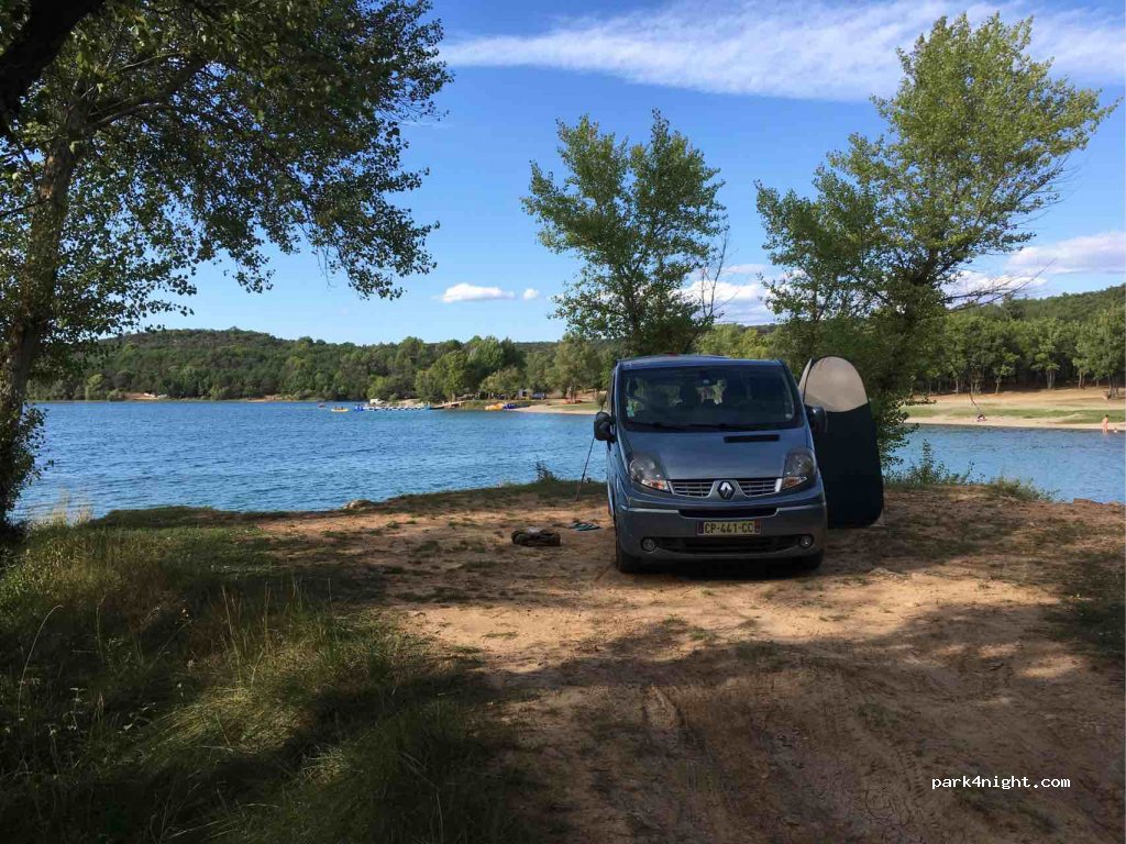 (04500) Saint-Laurent-du-Verdon - Route d'Artignosc — foto 2