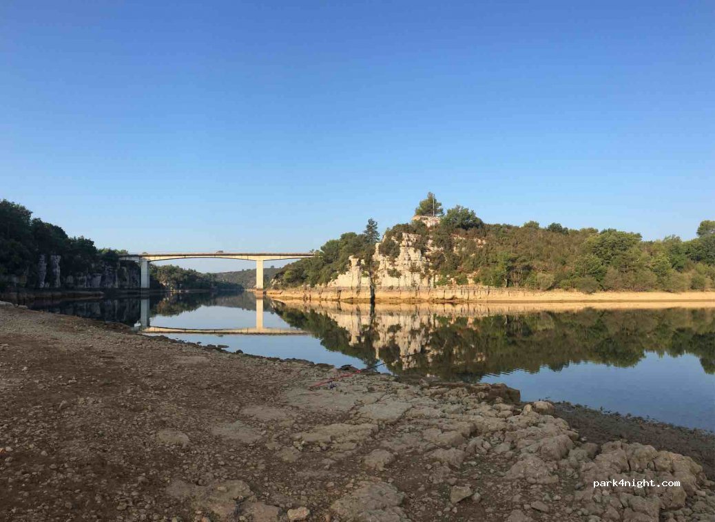 (04500) Saint-Laurent-du-Verdon - Route d'Artignosc — foto 3