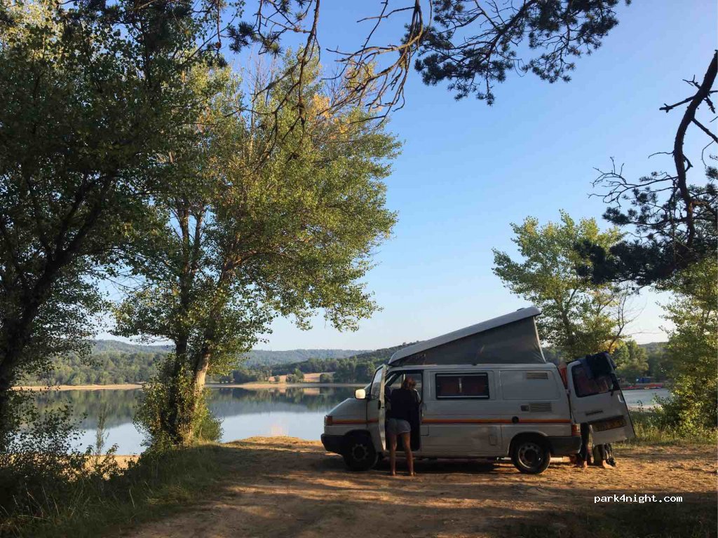 (04500) Saint-Laurent-du-Verdon - Route d'Artignosc — foto 4