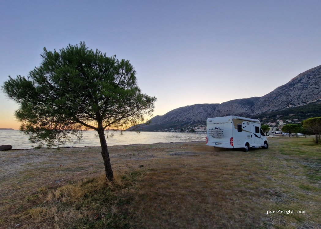 (300 06) Astakos - 60 Vasileos Georgiou — foto 4