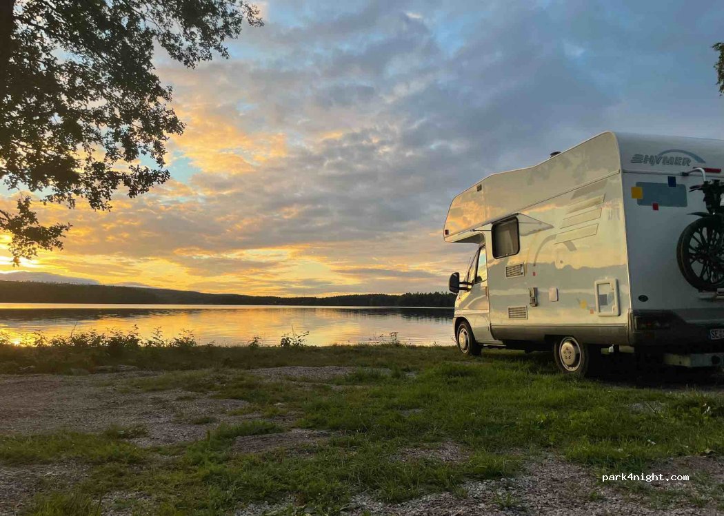 (680 90) Nykroppa - 36 Strandvägen — foto