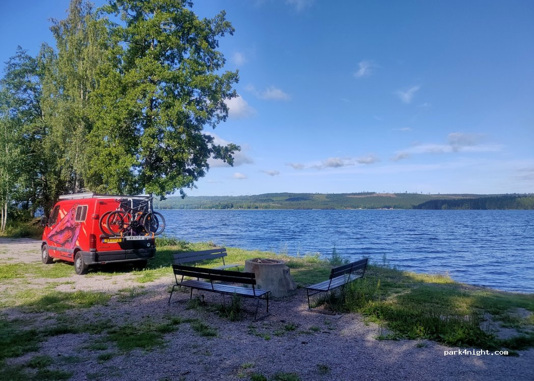 (680 90) Nykroppa - 36 Strandvägen — foto 3