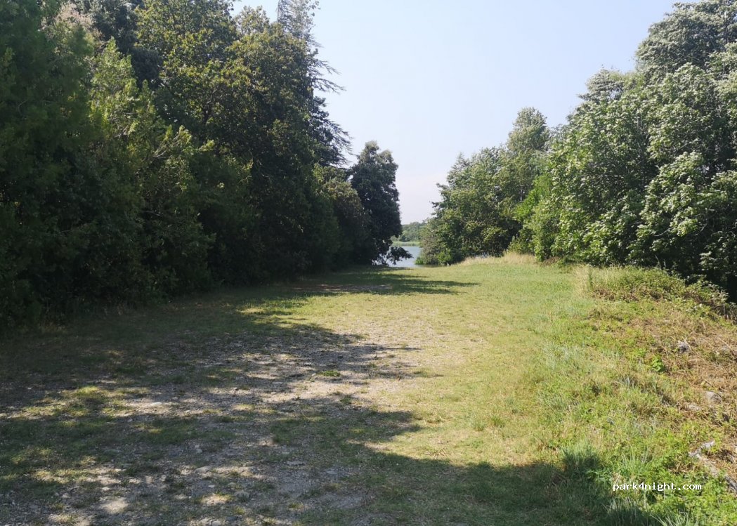 (07400) Rochemaure - Chemin de l'Île Blanc — foto