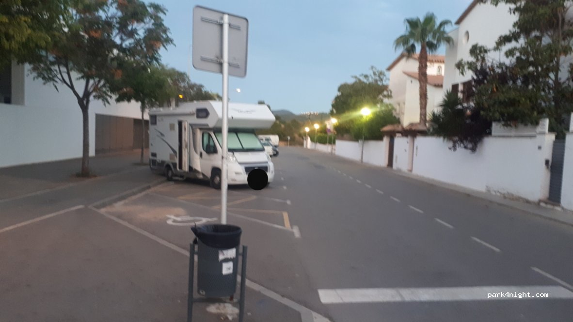 (08810) Sant Pere de Ribes - 2A Carrer Joan Cuadras — foto 2