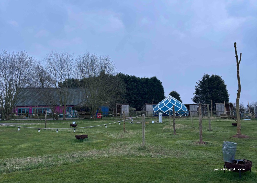 Ettie's Field — foto 3