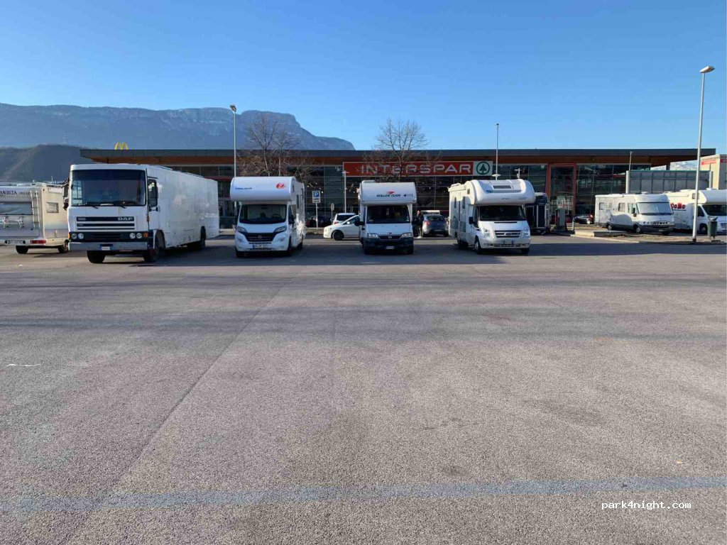 (39100) Bolzano - 21 Via Bruno Buozzi — foto