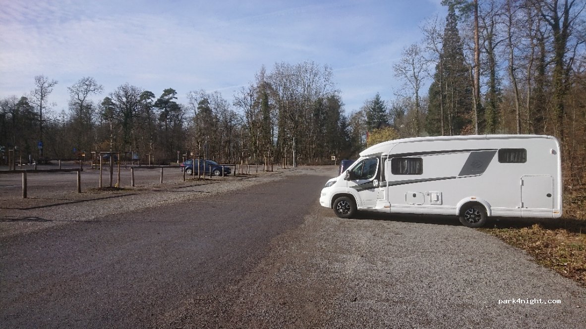 (71083) Herrenberg - 103 Hildrizhauser Straße — foto