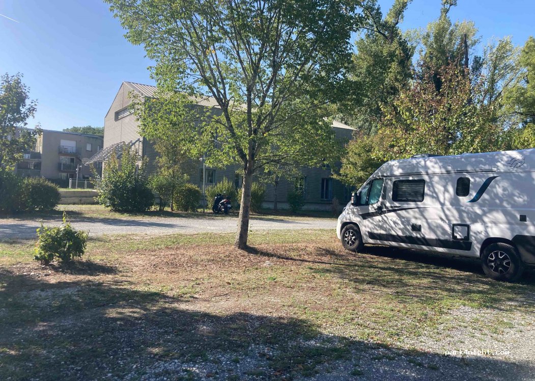 (24750) Boulazac - Rue Serguei Vorontzov — foto