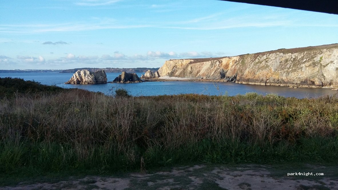 (29570) Camaret-sur-Mer - Rue du Toulinguet — foto 3