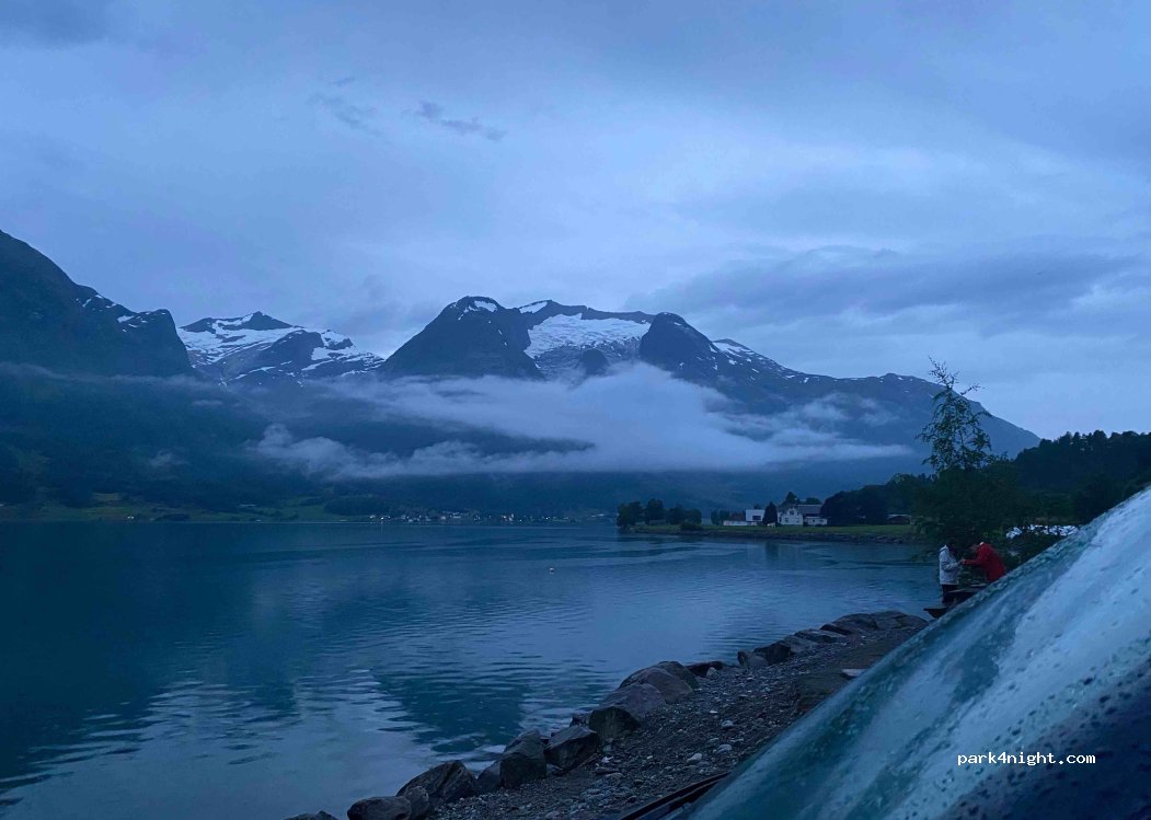 (6798) Hjelledalen - Unnamed Road — foto 2