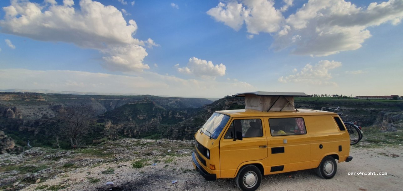 (64900) Ulubey - Unnamed Road — foto