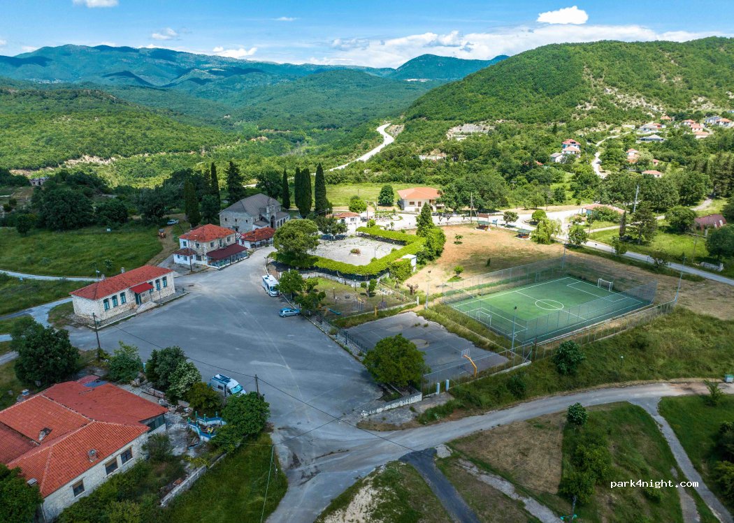 (440 02) Ktismata - Eparchiaki Odos Parapotamou-Delvinakiou — foto 3