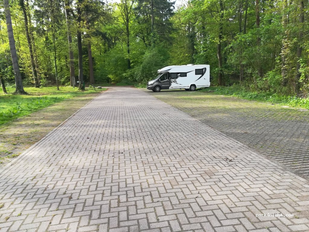 (7822) Emmen - Unnamed Road — foto