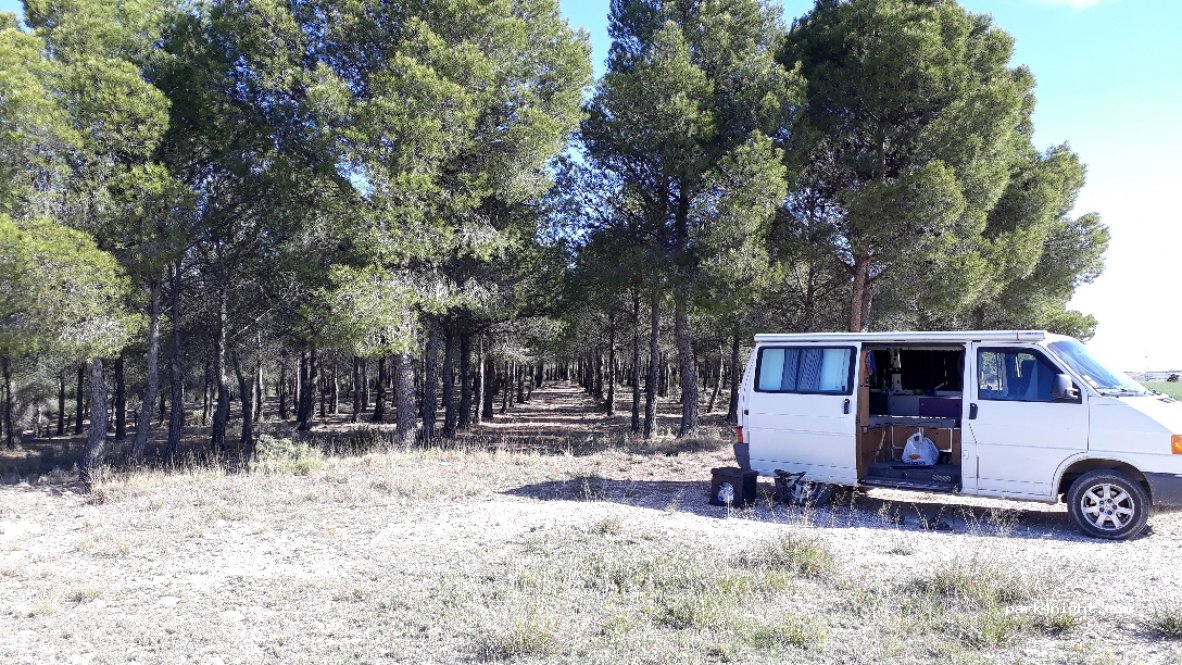 () Andorra - A-223 — foto