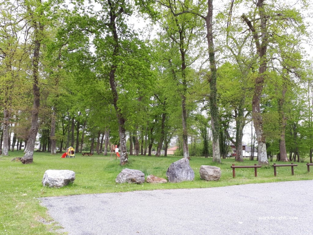 (65130) Capvern - 417 Rue du 14 Juillet 1789 — foto 2