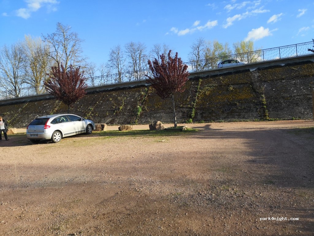 (42720) Pouilly-Sous-Charlieu - 84 Rue de la Berge — foto 2
