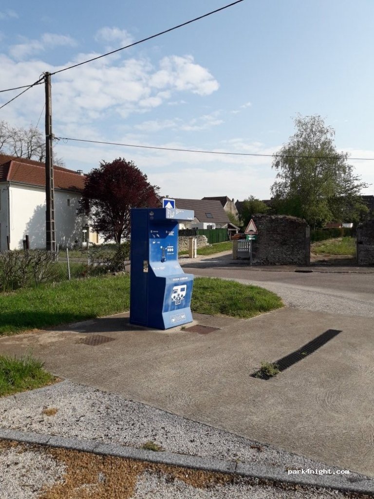 (70130) Fresne-Saint-Mamès - 5 Rue du Pâquis — foto 4