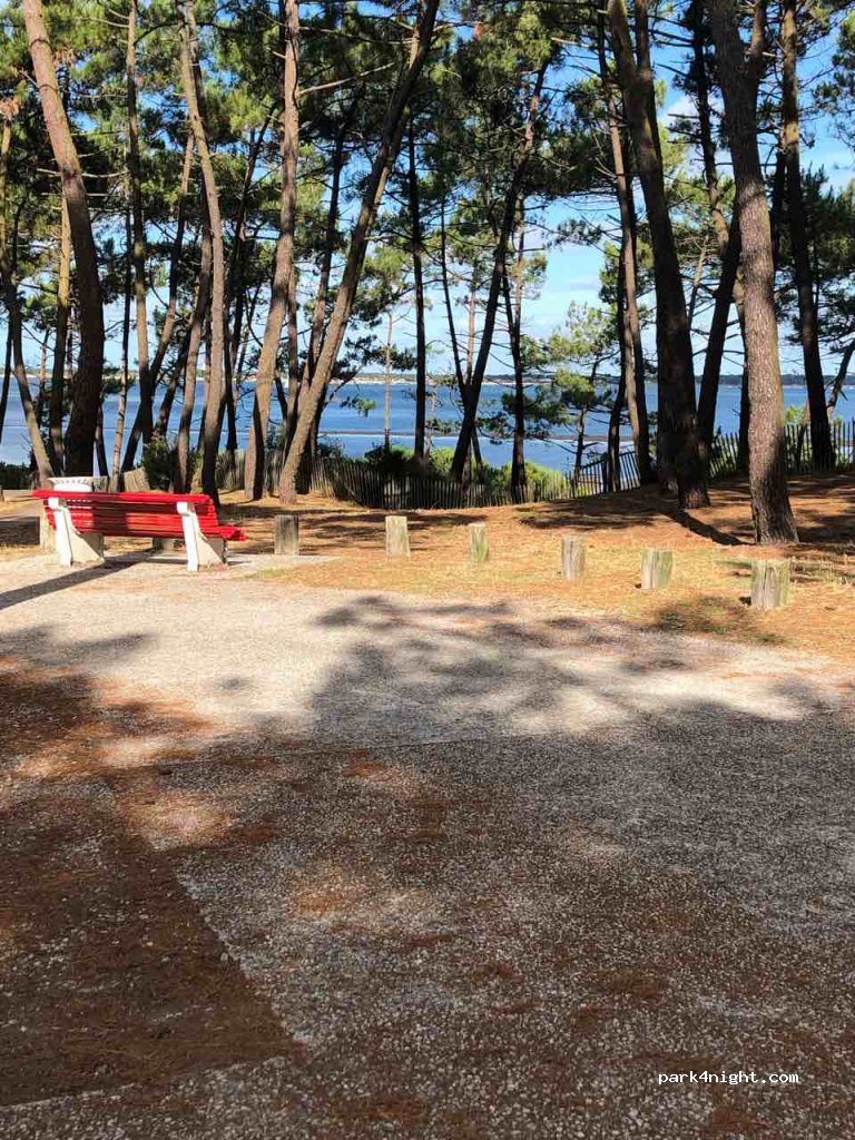 (33120) Arcachon - 13 Avenue du Parc — foto 2