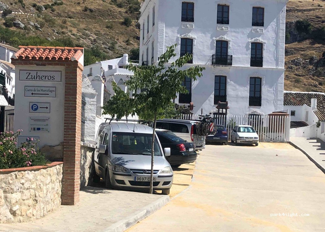(14870) Zuheros - 60 Calle Santo — foto