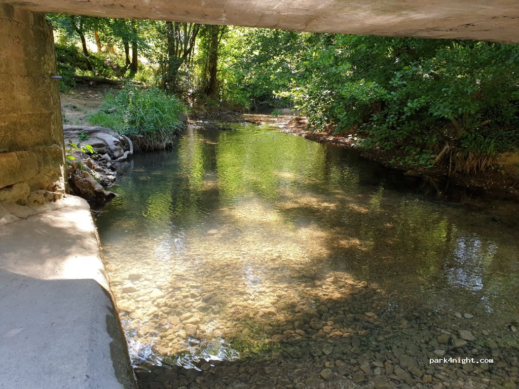 (83136) Méounes-lès-Montrieux - D202 — foto 3
