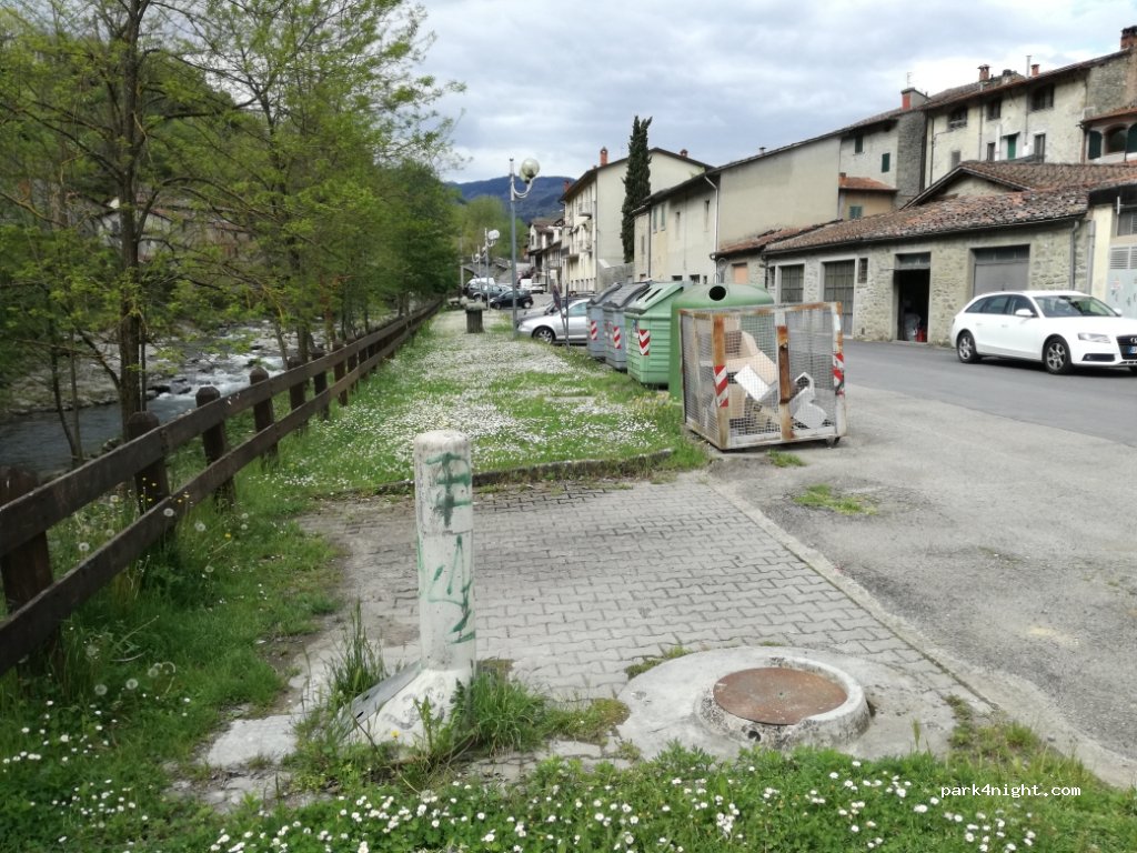 (52018) Strada - 36 Via Solano — foto 2