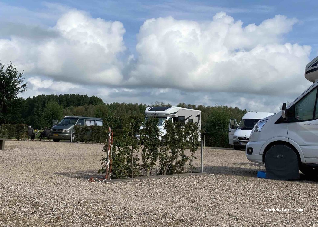 (9081 AK) Lekkum - 6 Mearsterpaed — foto 5