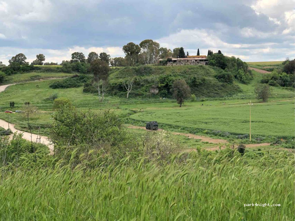 (00128) Roma - Via Valle di Perna — foto