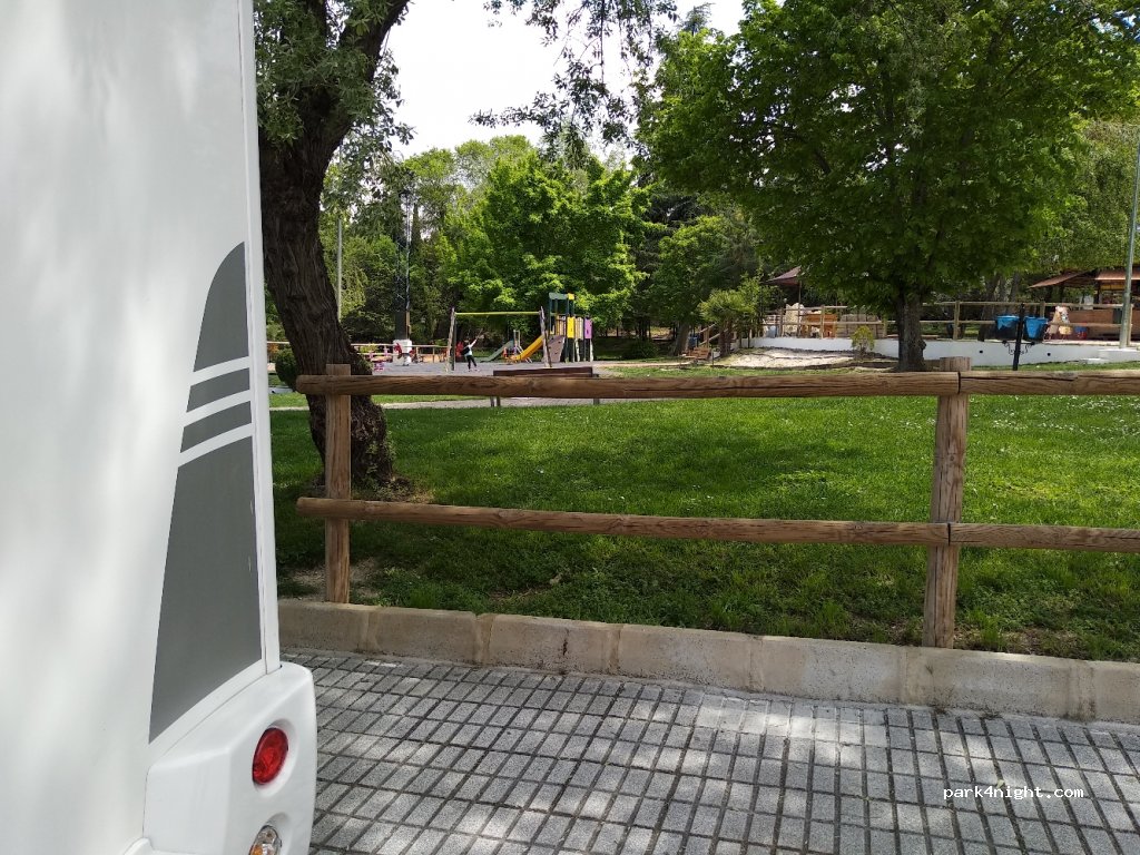 (23330) Villanueva del Arzobispo - 74 Calle Fuensanta — foto 2
