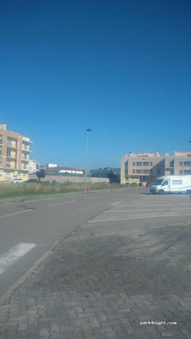 (2070-107) Cartaxo - 40 Rua Manuel Bernardo das Neves — foto 2