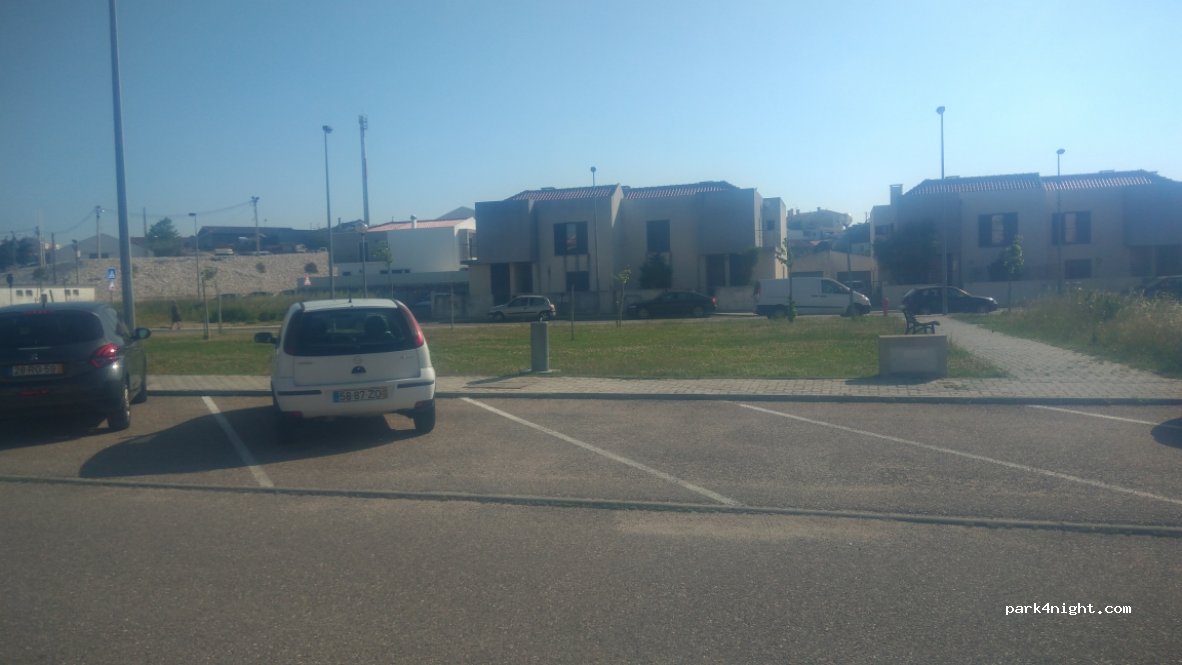 (2070-107) Cartaxo - 40 Rua Manuel Bernardo das Neves — foto 3